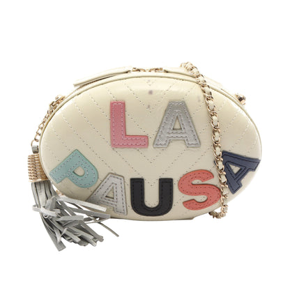 LA PAUSA シェブロン Vステッチ チェーンショルダーバッグ レザー ベージュ マルチカラー ゴールド金具 シャネル バッグ CHANEL