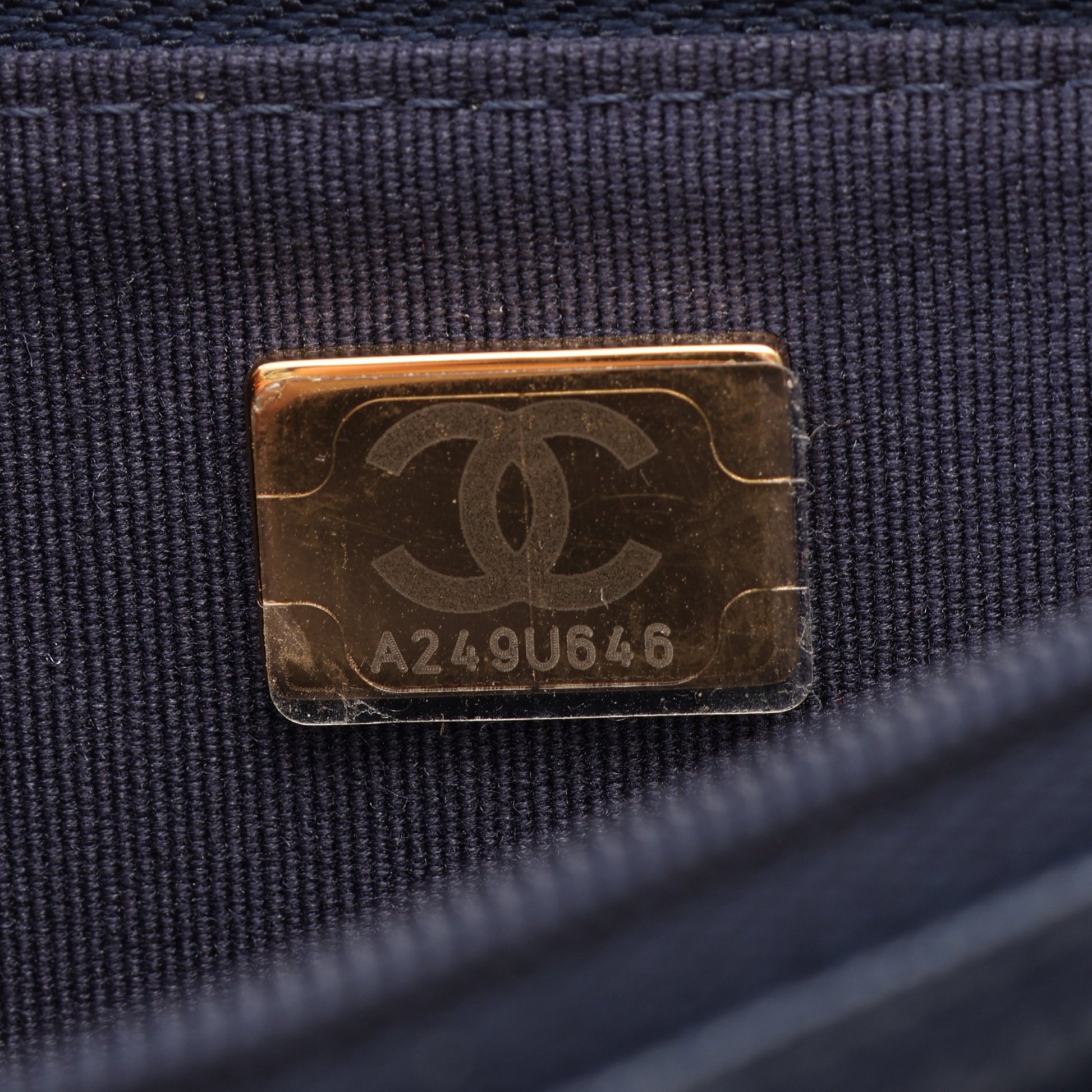 マトラッセ チェーンウォレット キャビアスキン ネイビー ゴールド金具 シャネル バッグ CHANEL