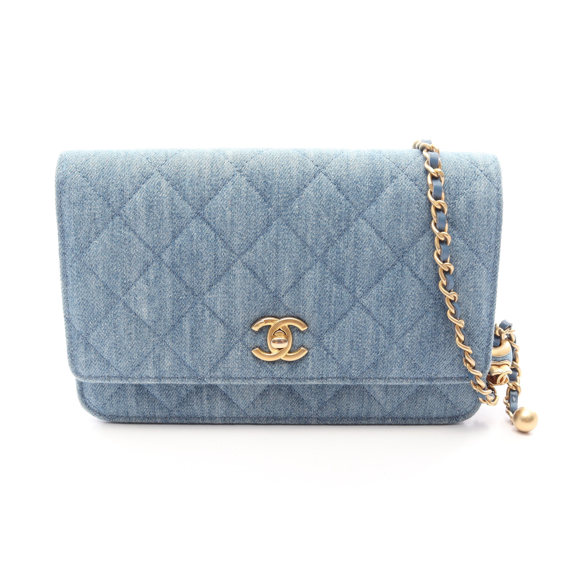 マトラッセ チェーンウォレット デニム ブルー ゴールド金具 シャネル