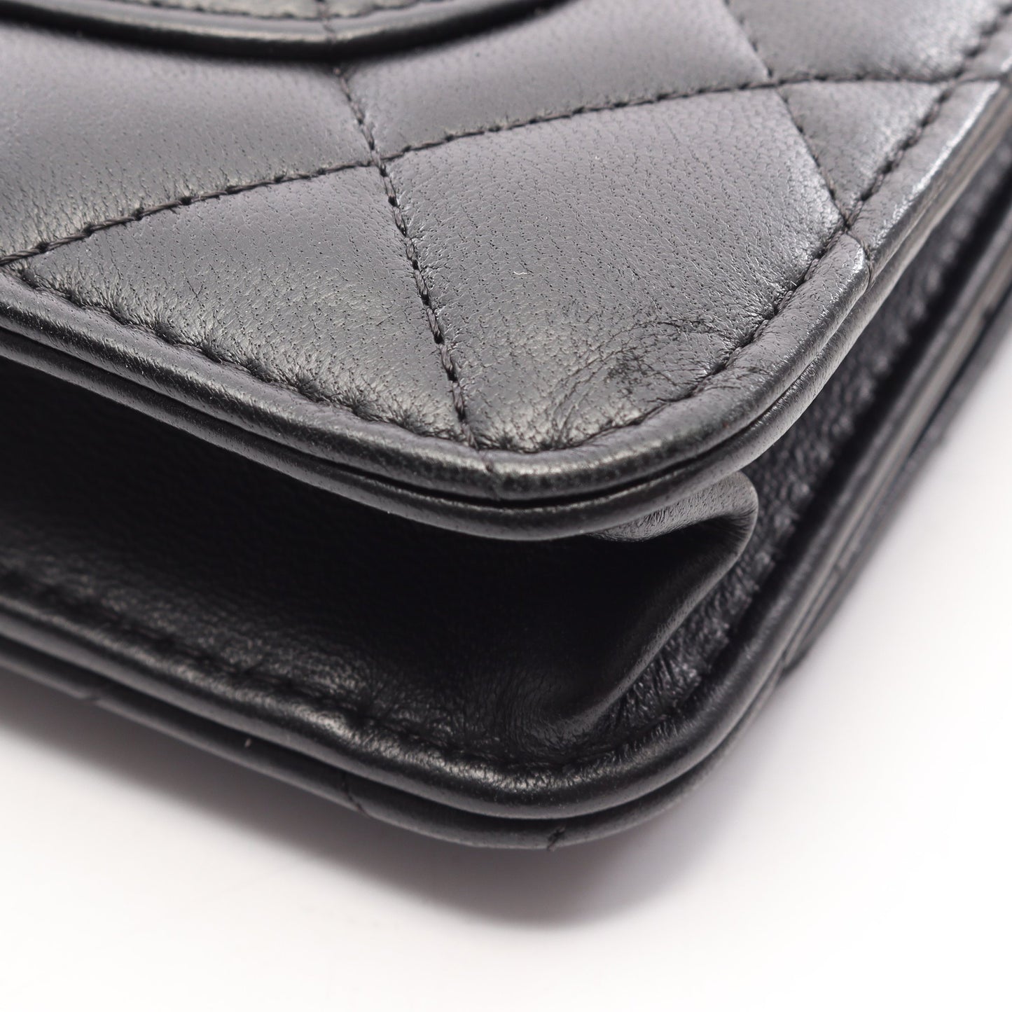 マトラッセ チェーンウォレット ラムスキン ブラック ゴールド金具 シャネル