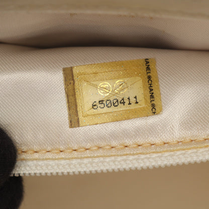 マトラッセ チェーンショルダーバッグ チェーントートバッグ レザー ホワイト シャネル バッグ CHANEL