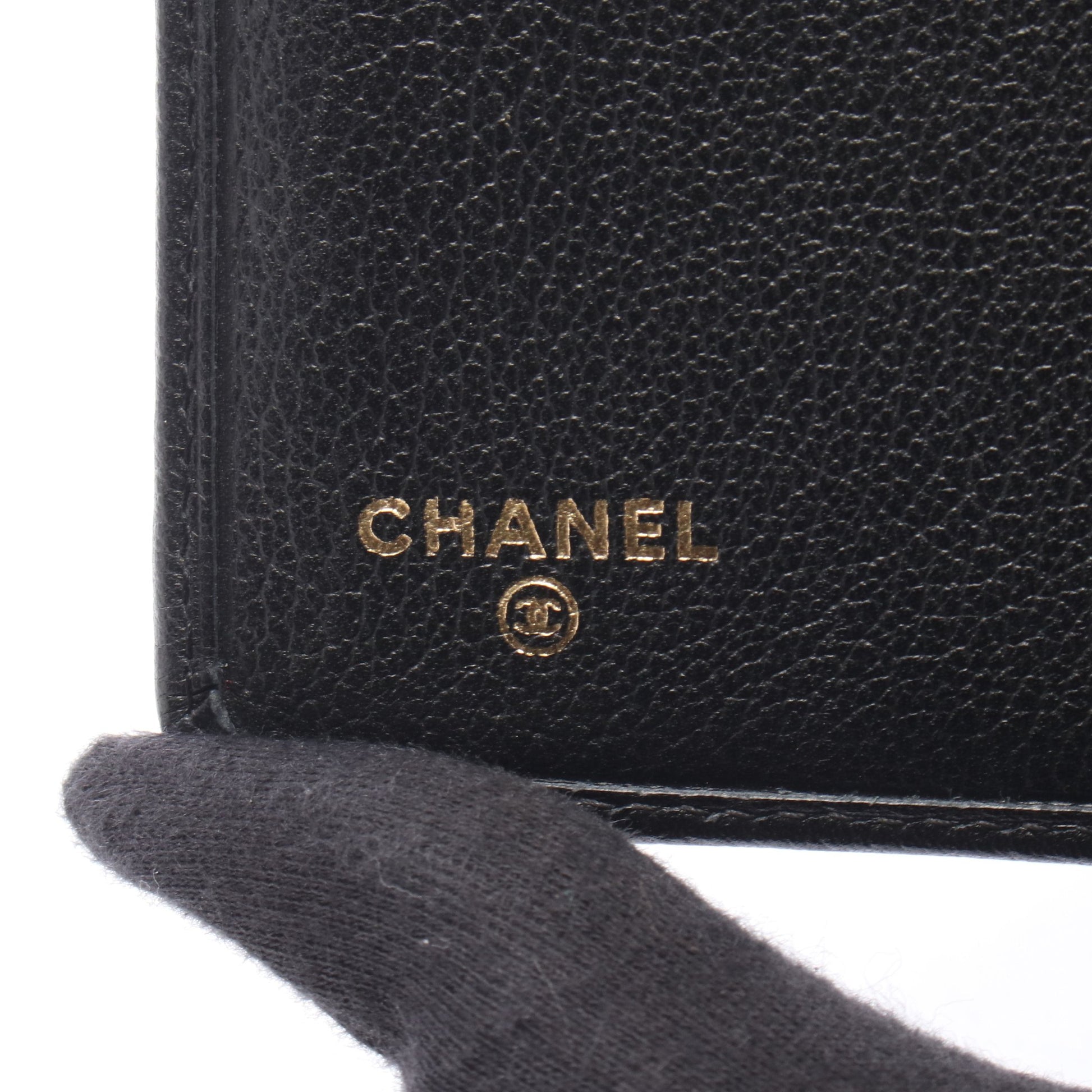 カメリア 二つ折り財布 レザー ブラック ゴールド金具 シャネル 財布・小物 CHANEL