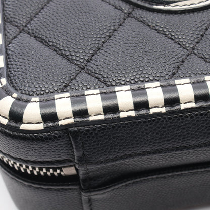 CCフィグリー スモール バニティバッグ 2WAY チェーンショルダーバッグ レザー ブラック ホワイト シルバー金具 シャネル