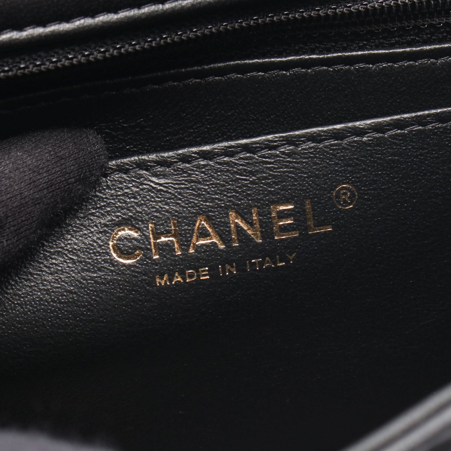 ミニマトラッセ チェーンショルダーバッグ ラムスキン ブラック ゴールド金具 シャネル