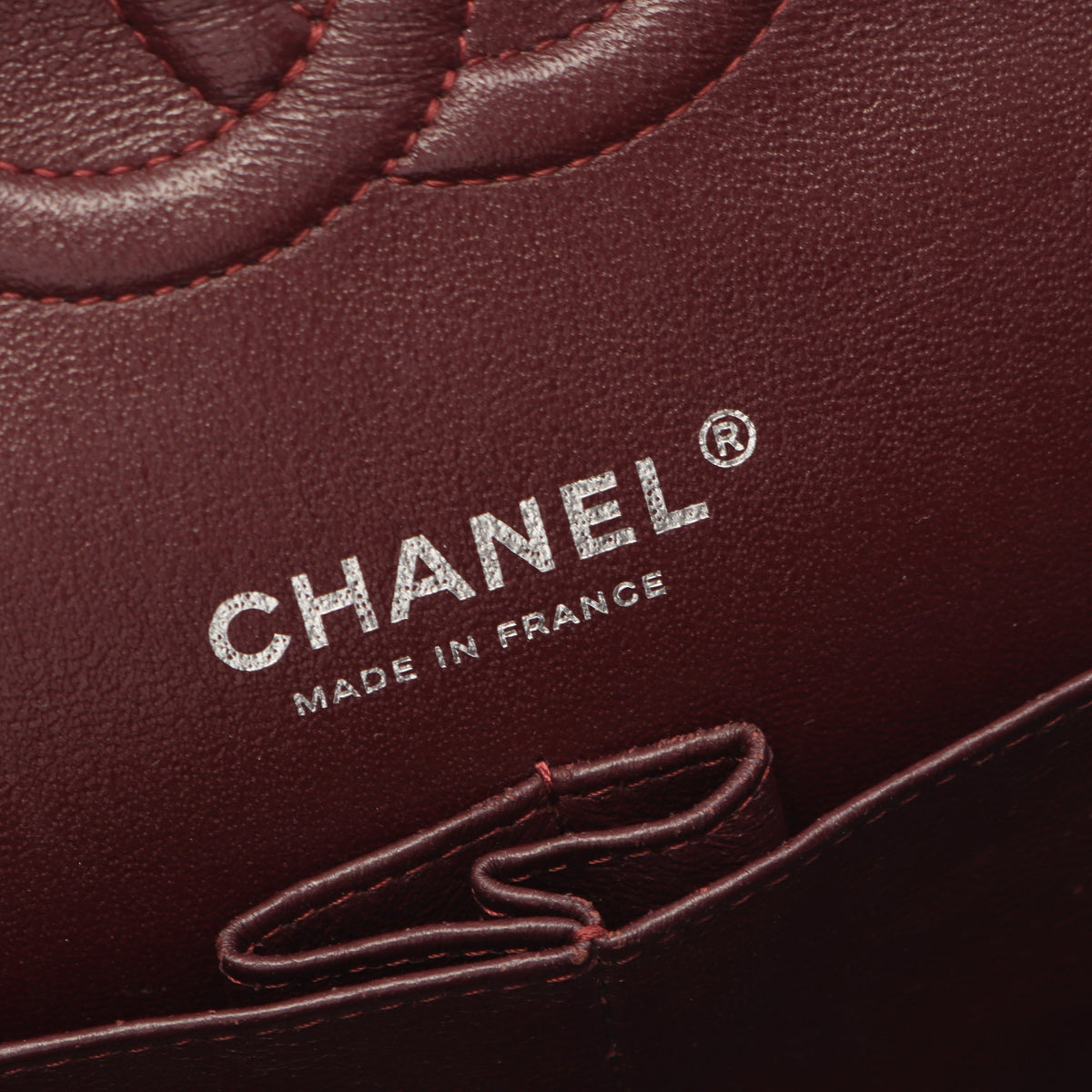 マトラッセ Wフラップ Wチェーンショルダーバッグ キャビアスキン ブラック シルバー金具 シャネル バッグ CHANEL