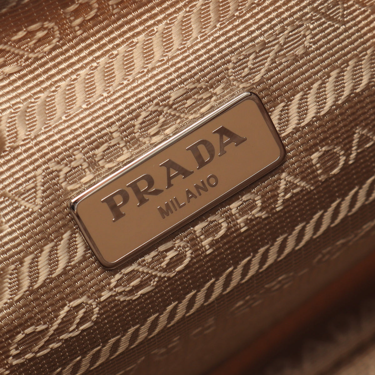 Re-Edition 2000 ミニバッグ ハンドバッグ ナイロン サフィアーノレザー ベージュ プラダ バッグ PRADA