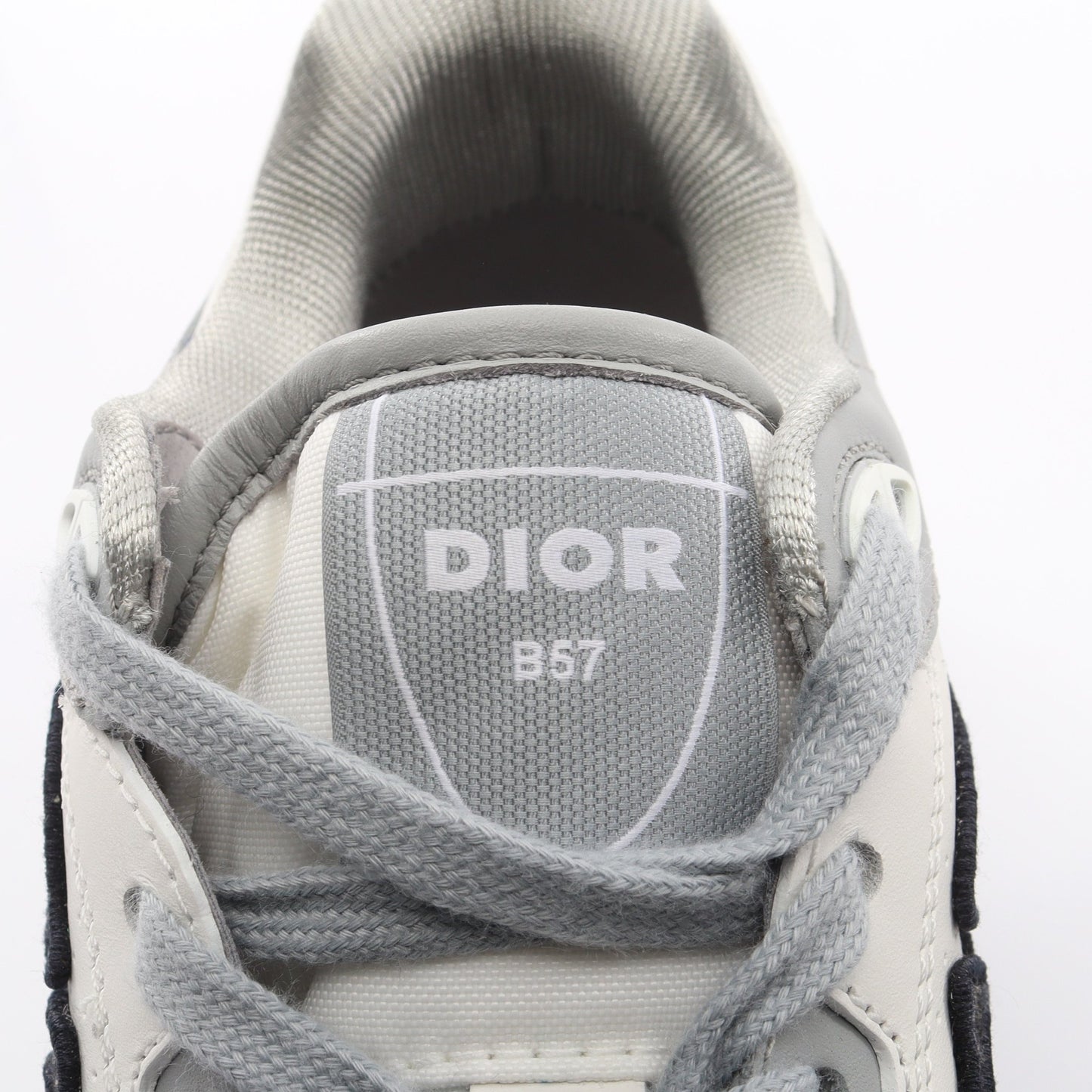 B57 ロートップスニーカー スニーカー レザー ホワイト グレー ディオール シューズ DIOR