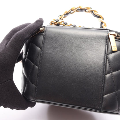 マトラッセ バニティバッグ 2WAY チェーンショルダーバッグ ラムスキン ブラック ゴールド金具 シャネル