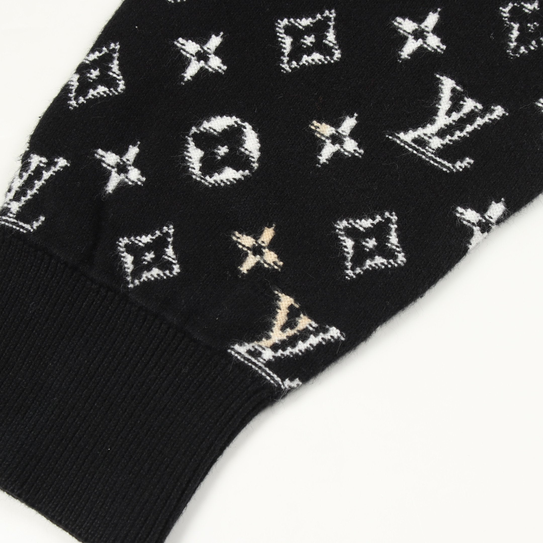 ルイ・ヴィトン モノグラム グラディエント ニット LOUIS VUITTON
