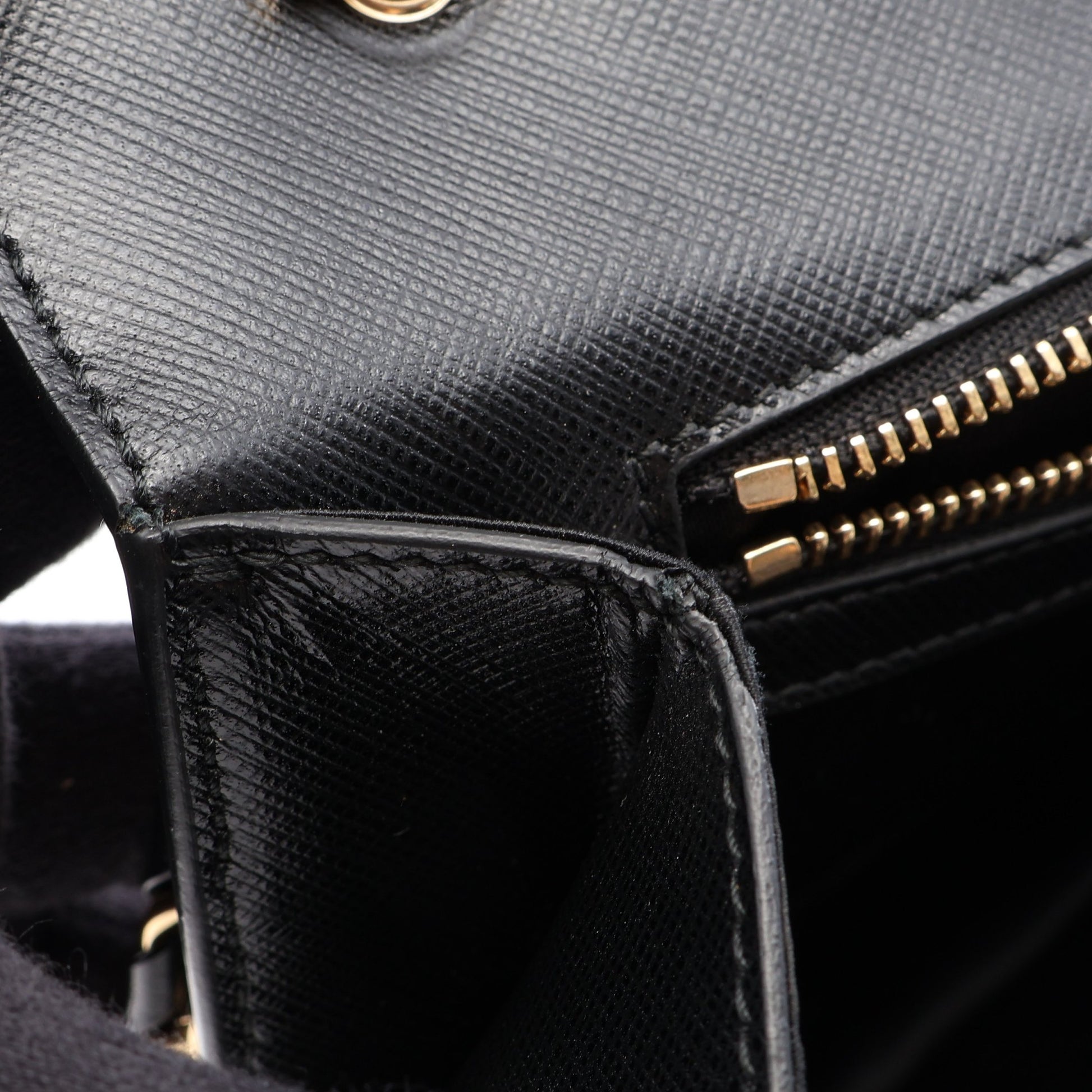 ヴァラ リボン チェーンショルダーバッグ レザー ブラック サルヴァトーレフェラガモ バッグ Salvatore Ferragamo