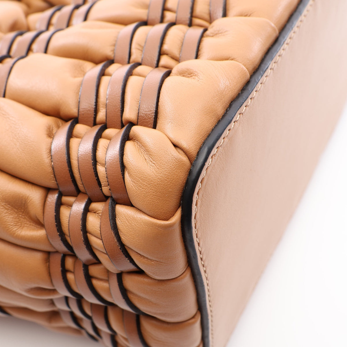 TUBULAR バスケット ハンドバッグ トートバッグ レザー ブラウン ロエベ バッグ LOEWE