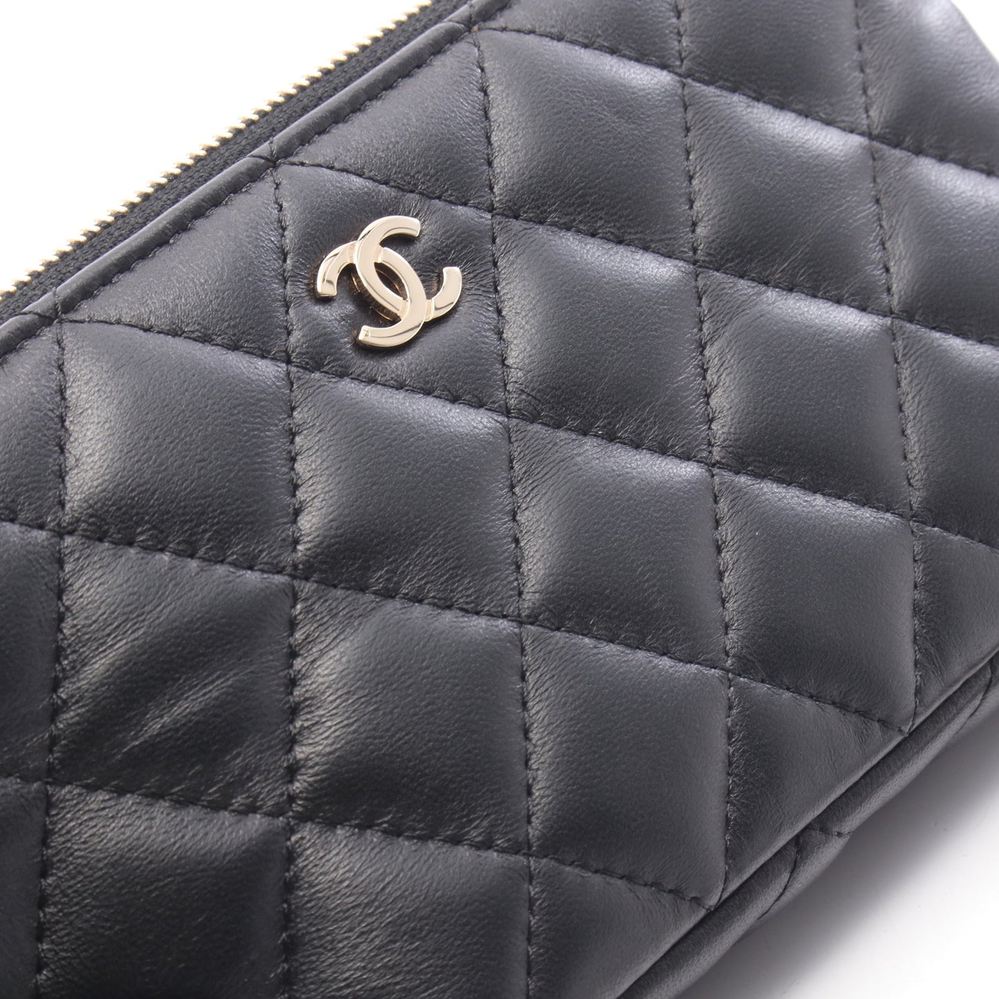 マトラッセ チェーンウォレット ラムスキン ブラック ゴールド金具 シャネル