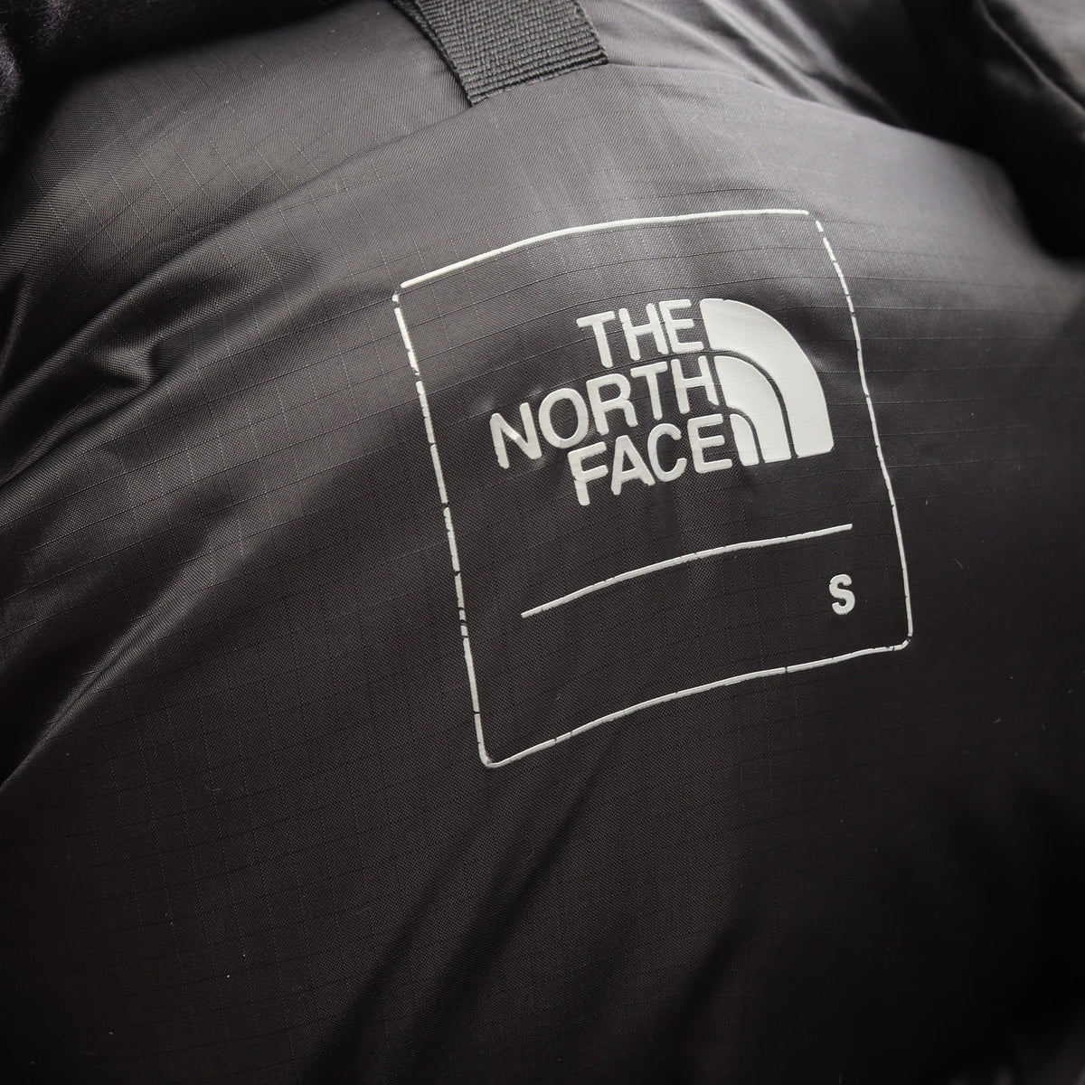 BELAYER PARKA ビレイヤーパーカ フード付き ダウンジャケット ナイロン ブラック ザノースフェイス アウター THE NORTH FACE