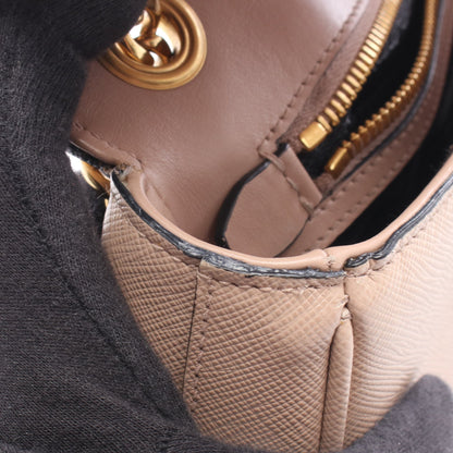 SAFFIANO チェーンショルダーバッグ サフィアーノレザー ピンクベージュ プラダ