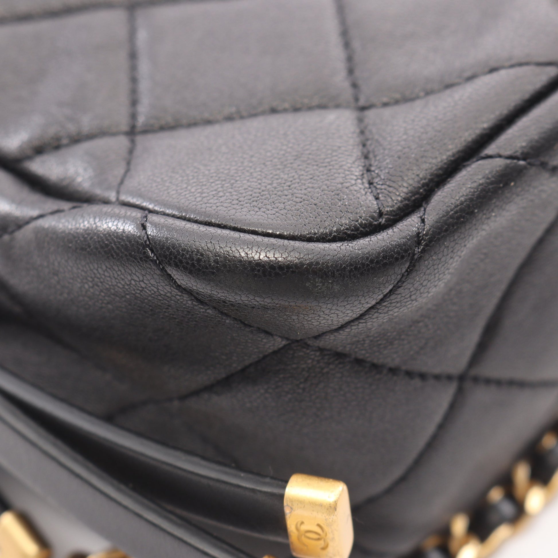 マトラッセ チェーンショルダーバッグ ラムスキン ブラック ゴールド金具 シャネル バッグ CHANEL