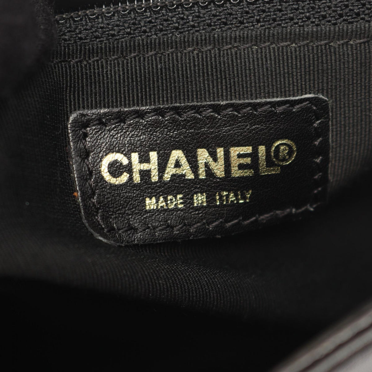 チョコバー ショルダーバッグ ラムスキン ブラック ゴールド金具 シャネル