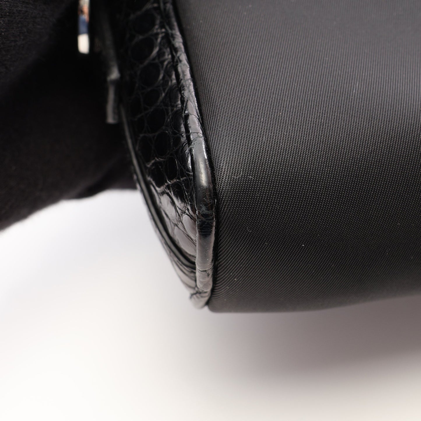 Re-Nylon クロコ型押し ショルダーバッグ ナイロン レザー ブラック プラダ