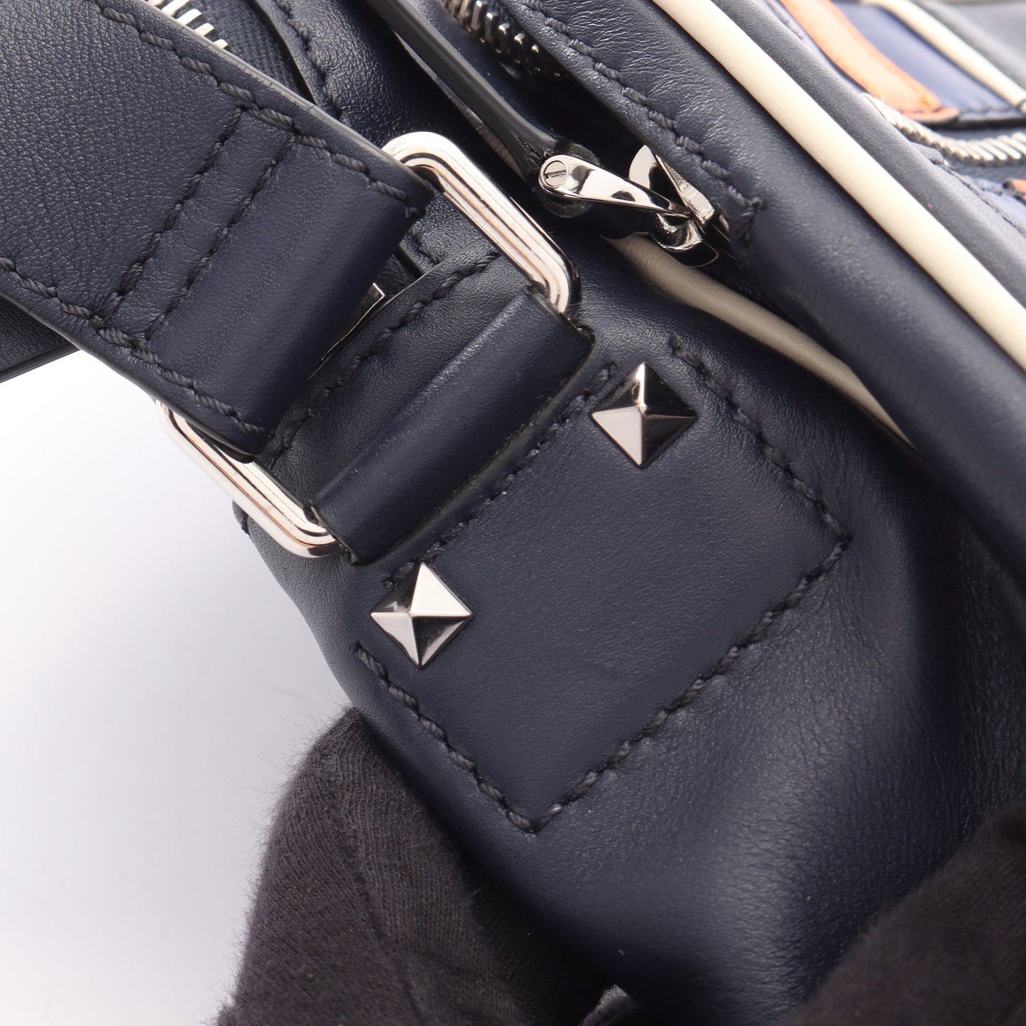 ショルダーバッグ レザー ネイビー マルチカラー ヴァレンティノガラヴァーニ バッグ VALENTINO GARAVANI
