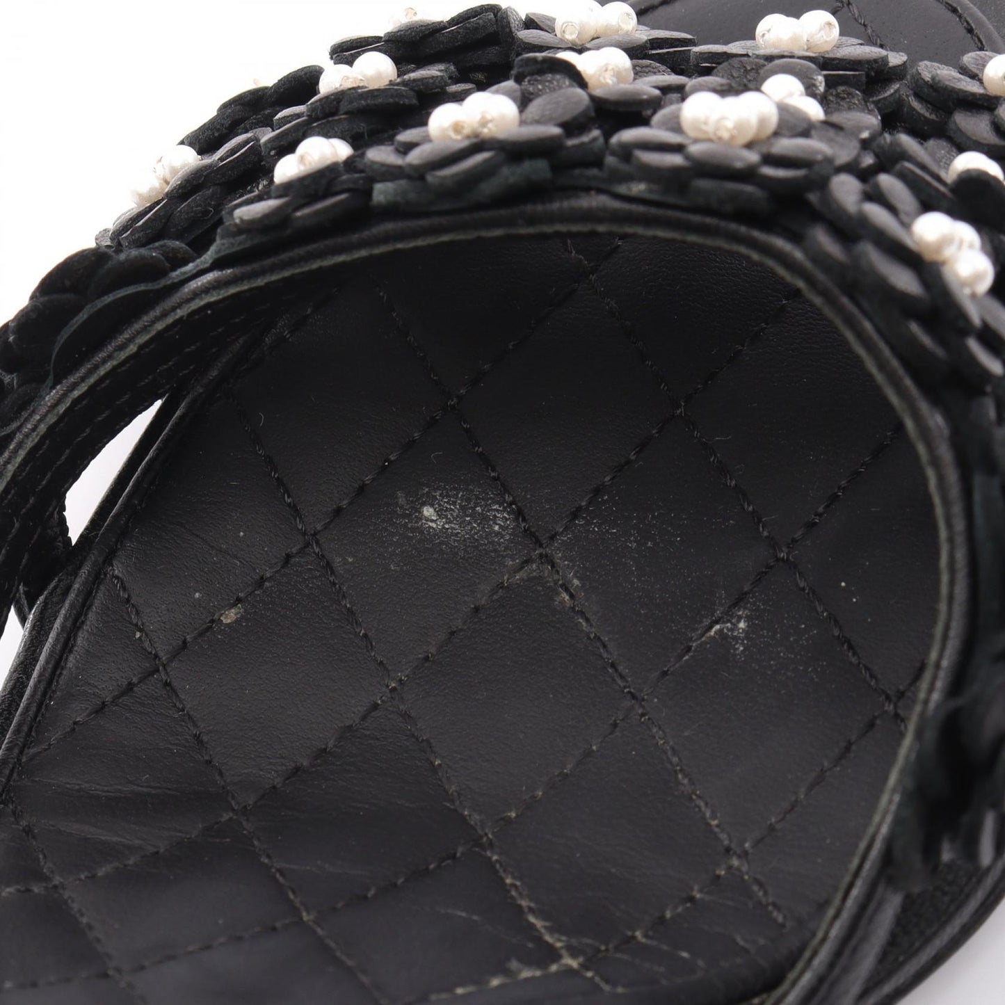 カメリア サンダル レザー ブラック シャネル シューズ CHANEL