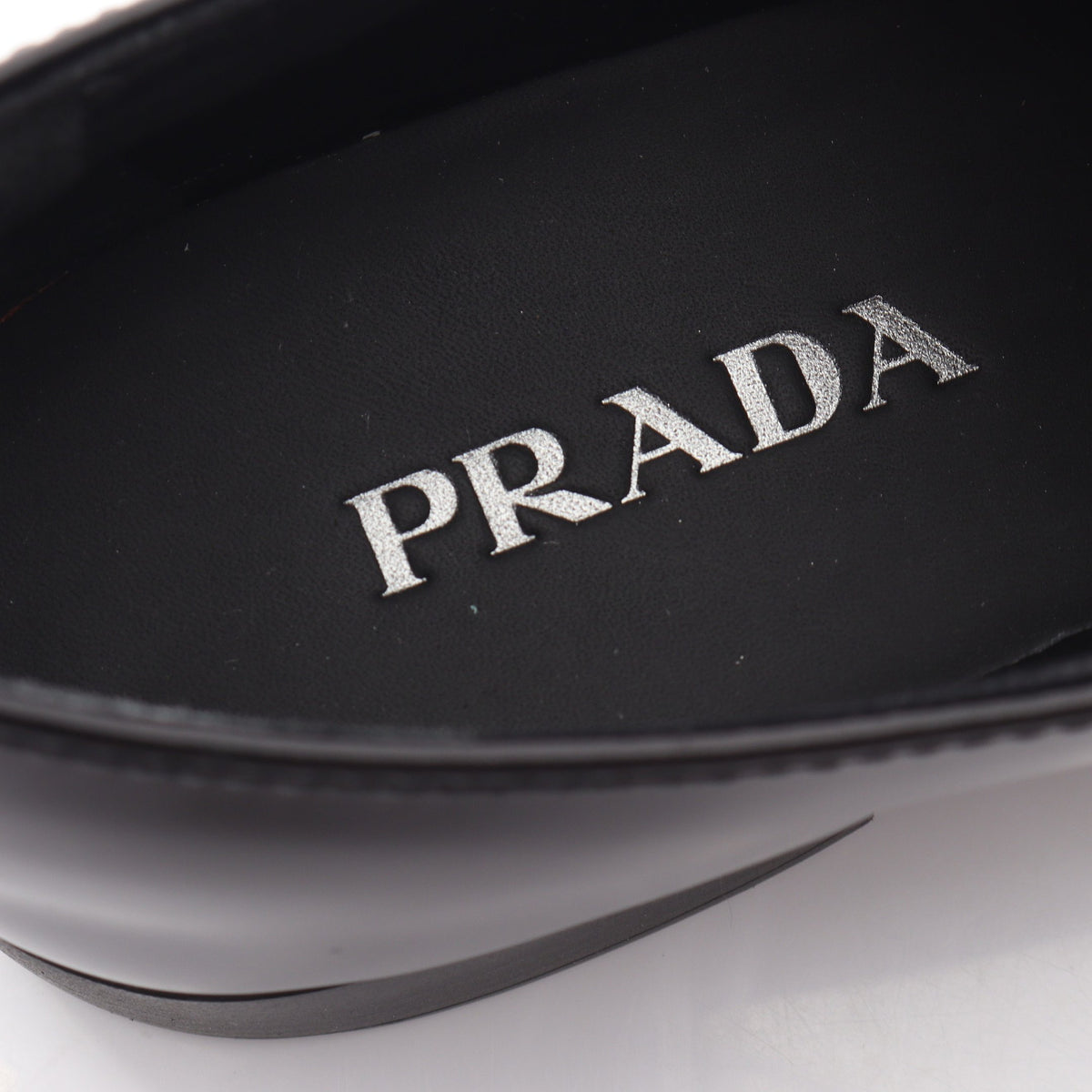 トライアングル ローファー レザー ブラック プラダ シューズ PRADA