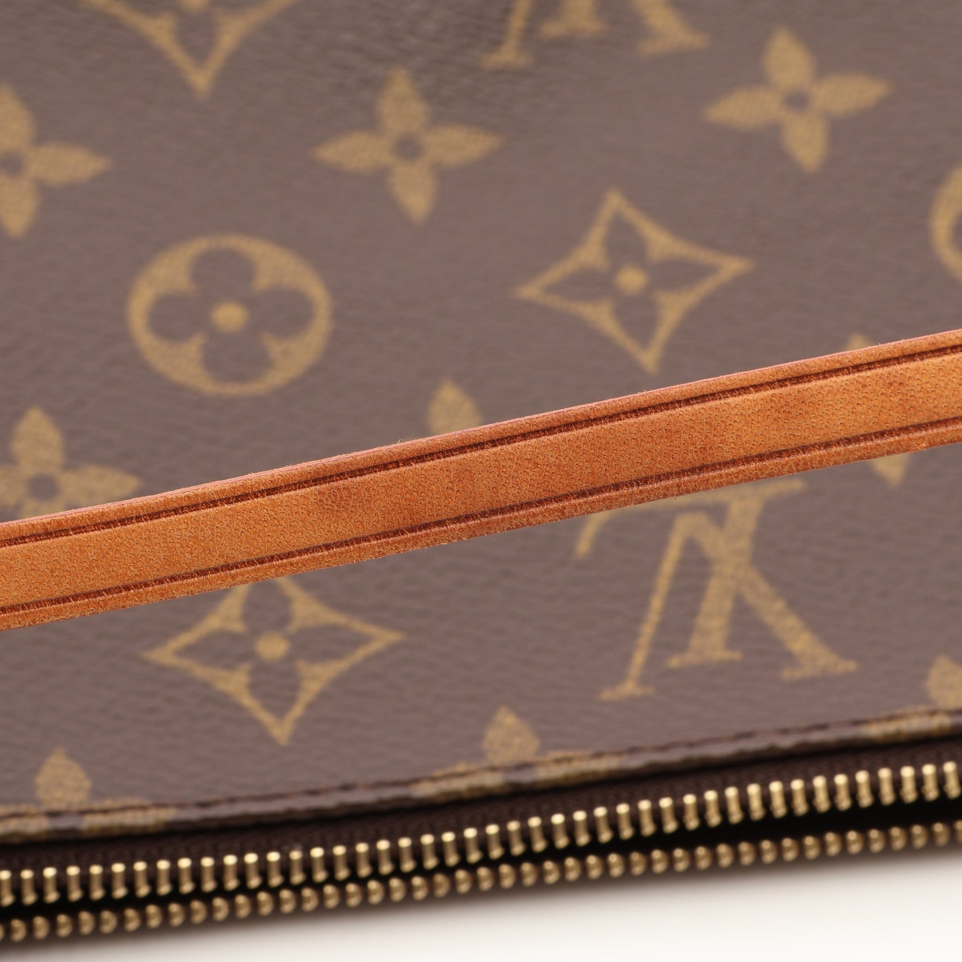 ポシェットアクセソワール モノグラム ハンドバッグ PVC レザー ブラウン ルイヴィトン バッグ LOUIS VUITTON
