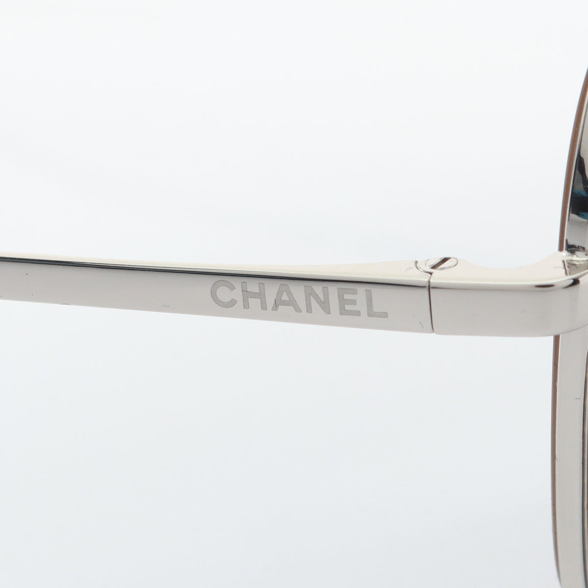グラデーションレンズ サングラス ラインストーン シルバー ベージュ シャネル 財布・小物 CHANEL