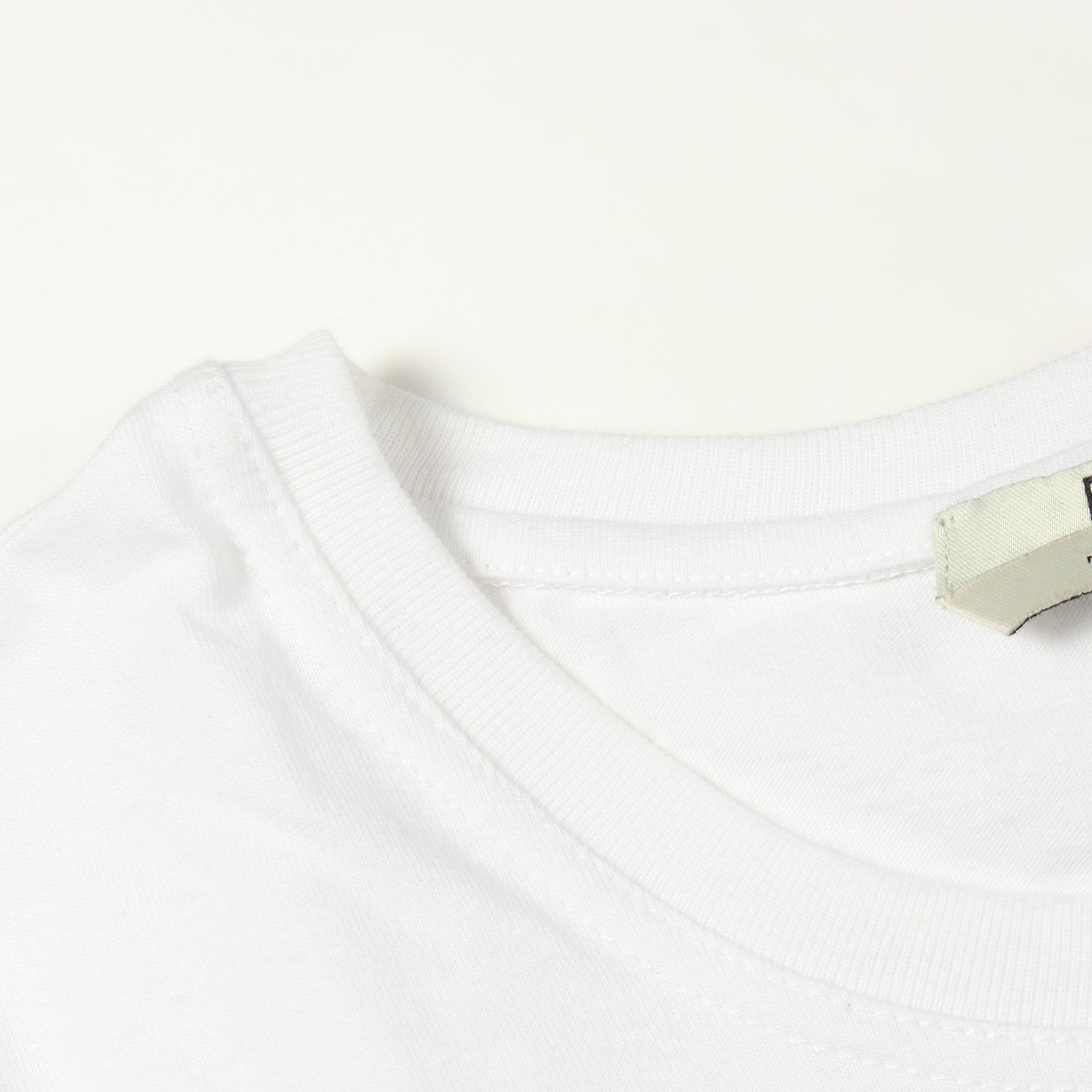 ロゴプリント 半袖Tシャツ コットン ホワイト ゴールド フェンディ