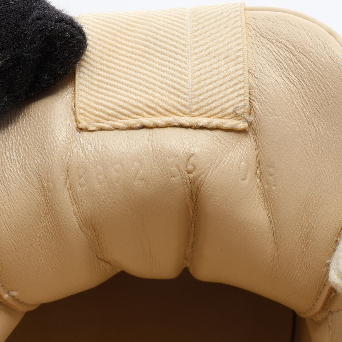 Rhyton ライトン ロゴ スニーカー レザー アイボリー グッチ
