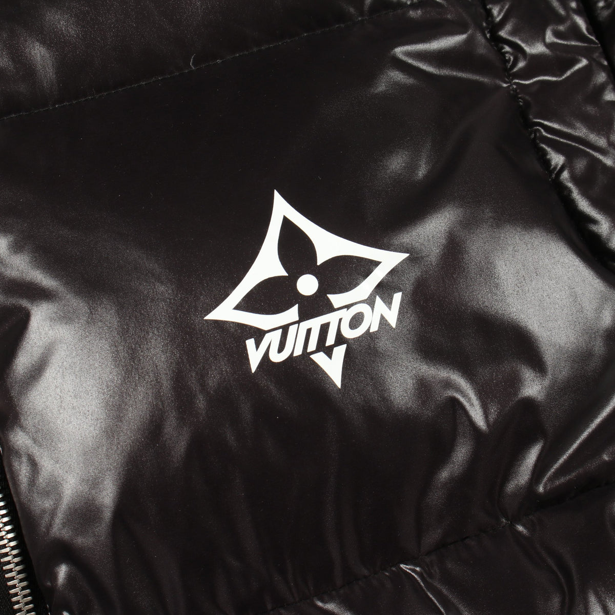 フード付き ダウンコート ナイロン ブラック ルイヴィトン アウター LOUIS VUITTON