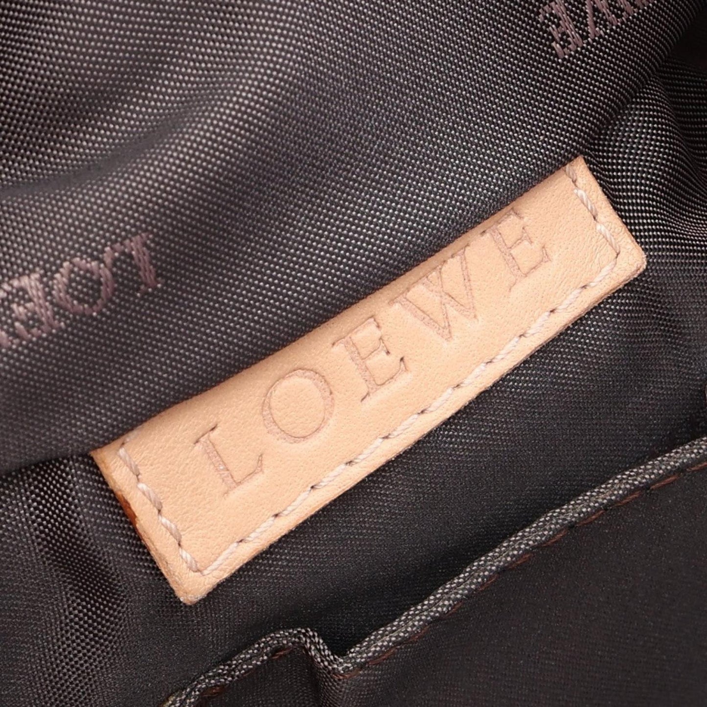 アナグラム ナッパアイレ ハンドバッグ レザー ベージュ ロエベ