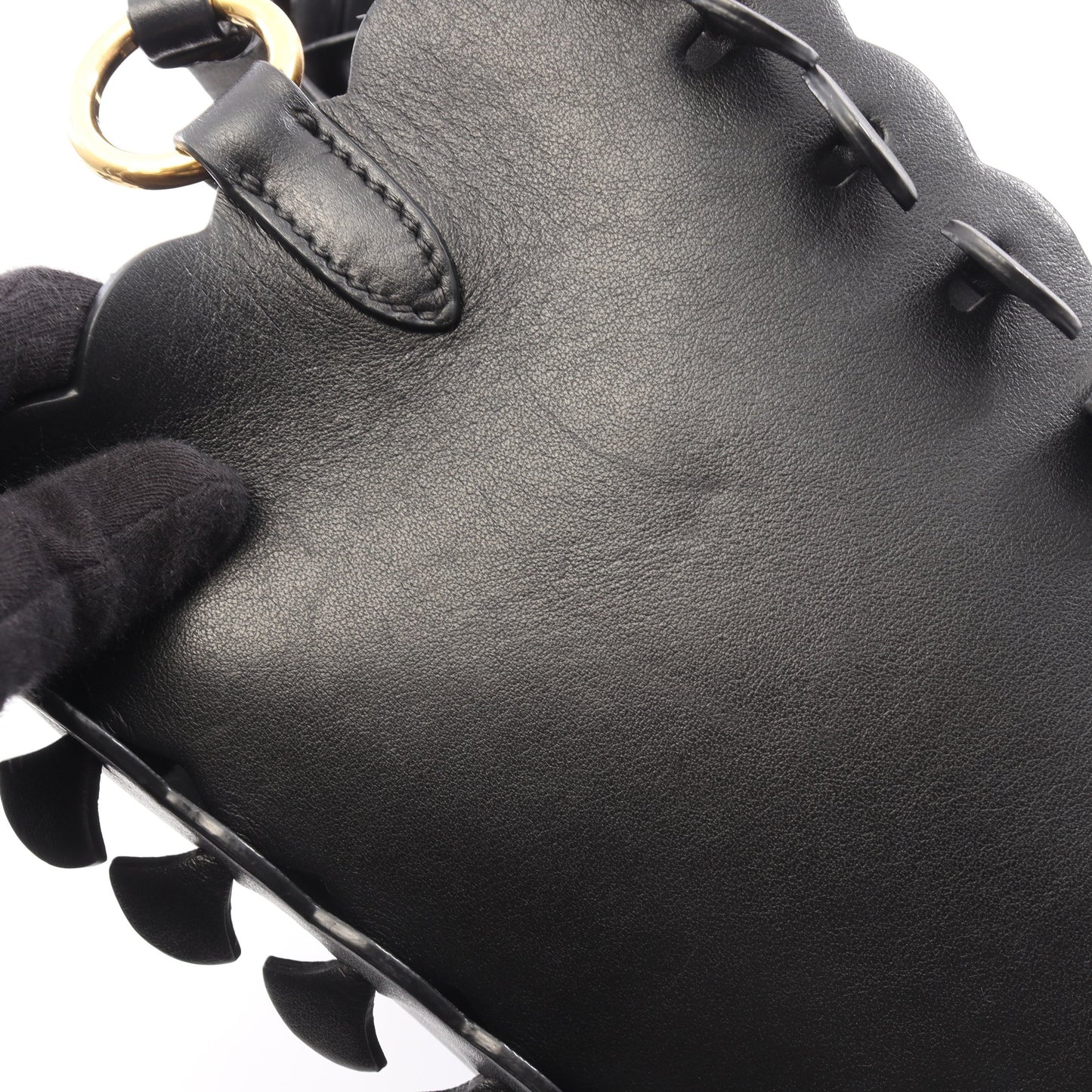 バケットバッグ フラワー 2WAY ハンドバッグ レザー ブラック ミュウミュウ