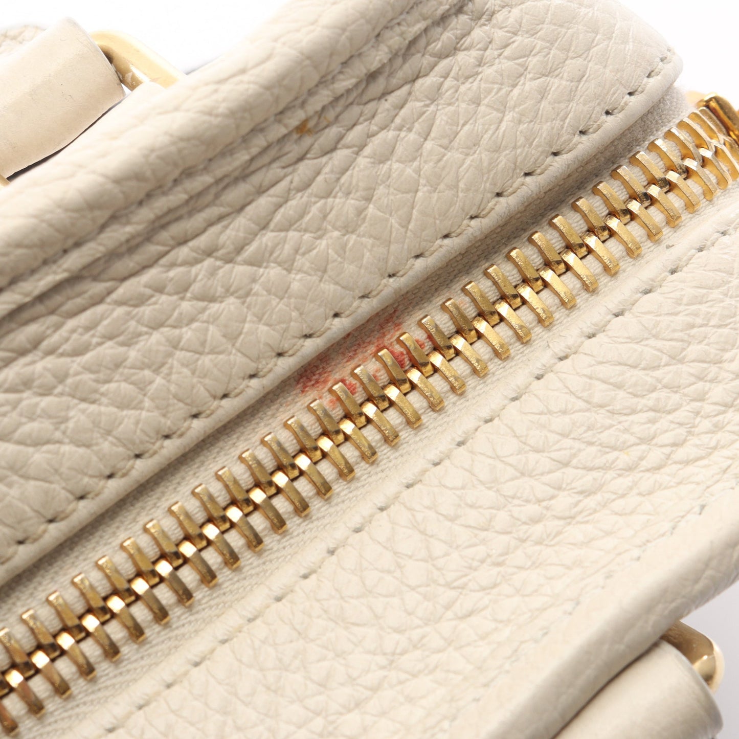 VIT.DAINO SOFT 2WAY ハンドバッグ レザー ホワイト ミュウミュウ