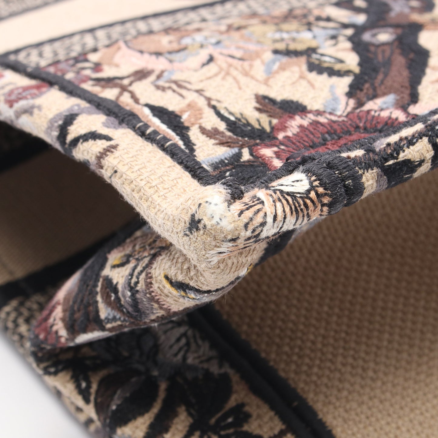 BOOK TOTE ブックトート ミディアム ジャルダンディヴェール ハンドバッグ トートバッグ キャンバス ベージュ ブラック マルチカラー クリスチャンディオール