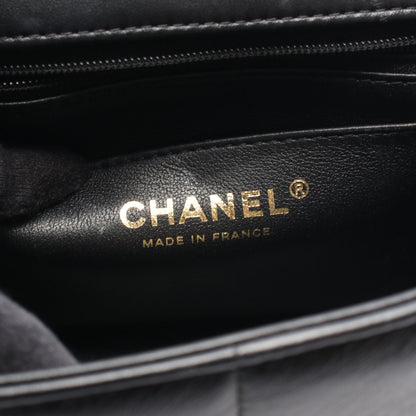 チョコバー ミニフラップ チェーンショルダーバッグ レザー ブラック ゴールド金具 シャネル