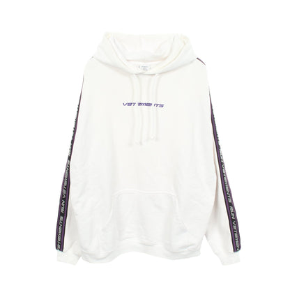 21AW Logo Tape Hoodie プルオーバーパーカー コットン ホワイト ヴェトモン トップス VETEMENTS