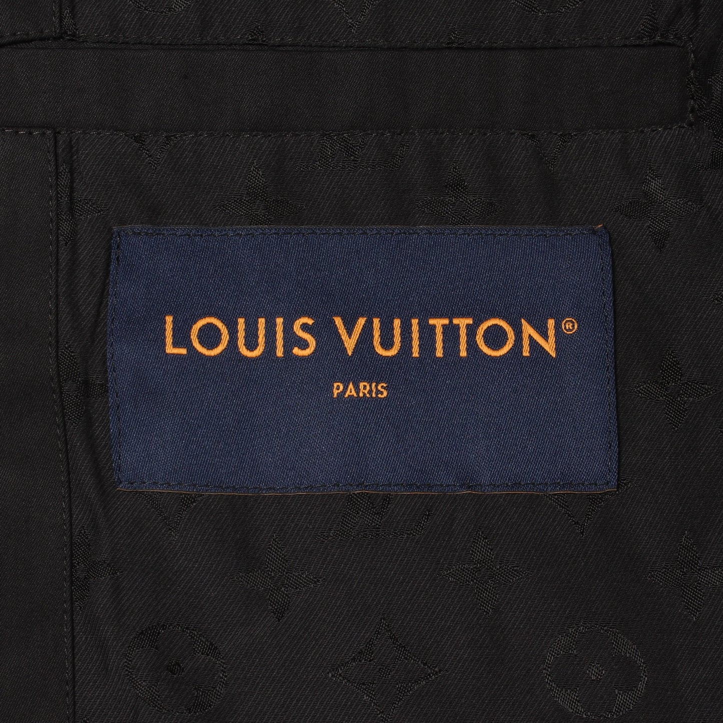 ライトボンバー ウィズ エンボス シグネチャーディテール ブルゾン コットン レーヨン ブラック ルイヴィトン アウター LOUIS VUITTON