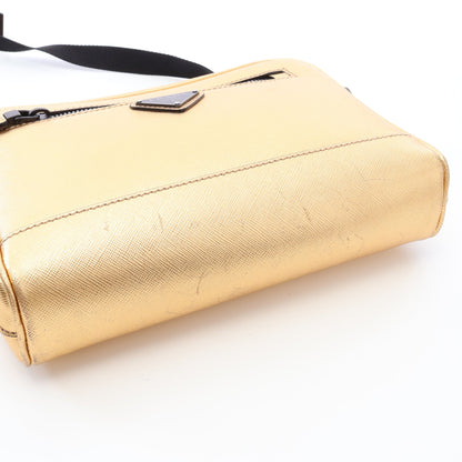 SAFFIANO TRAVEL ショルダーバッグ サフィアーノレザー ゴールド プラダ