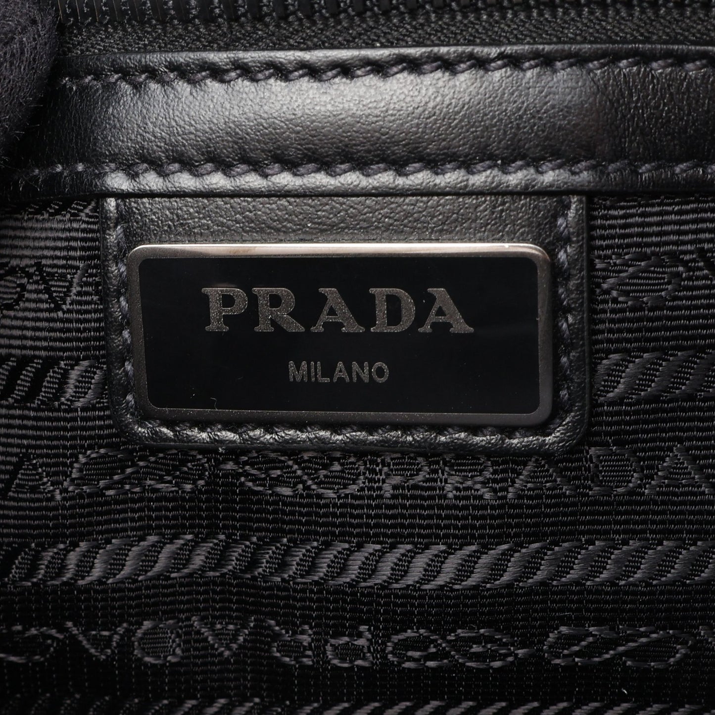 SAFFIANO TRAVEL ショルダーバッグ サフィアーノレザー ゴールド プラダ