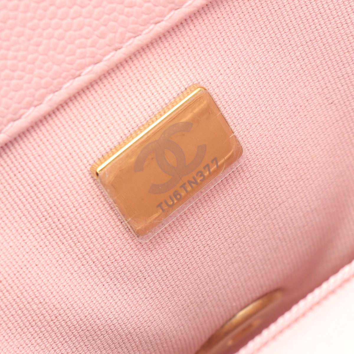 マトラッセ チェーンショルダーバッグ キャビアスキン ライトピンク ゴールド金具 シャネル バッグ CHANEL