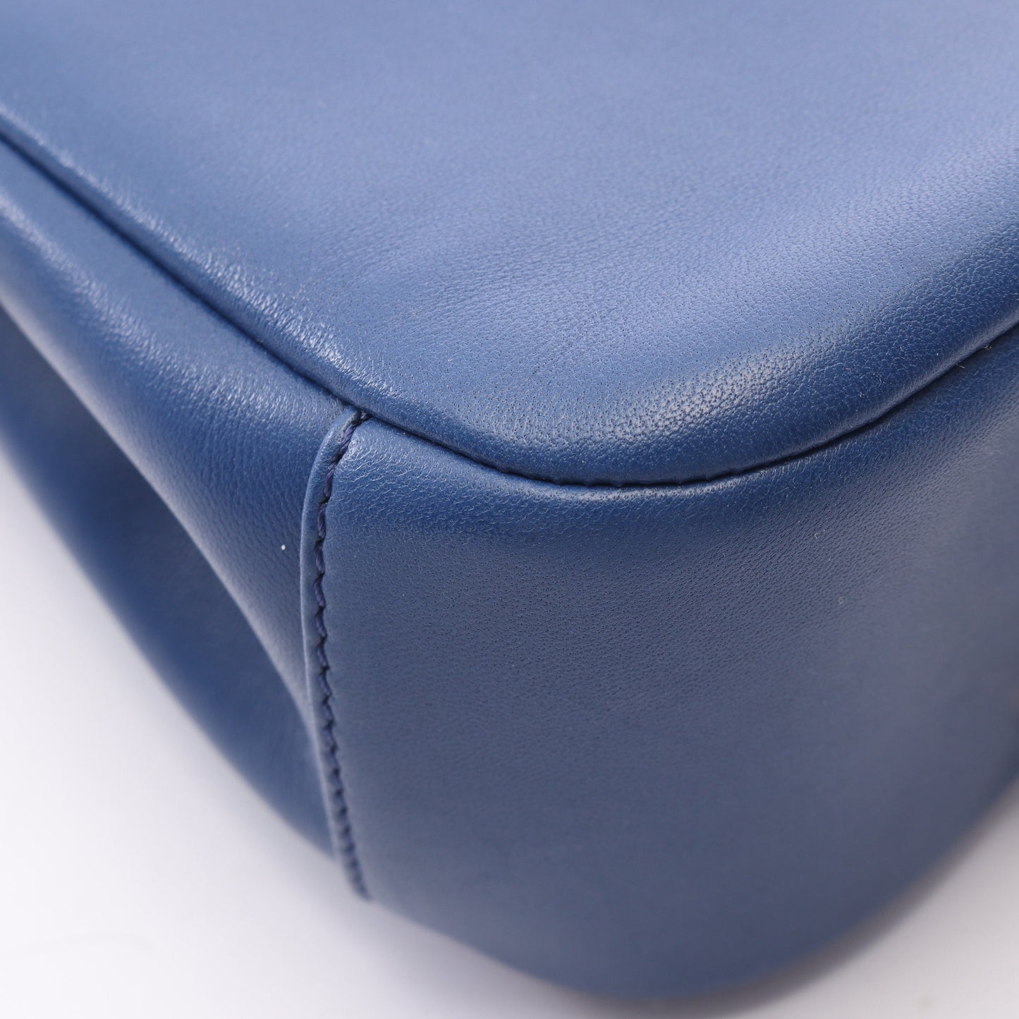 マトラッセ トップハンドル 2WAY チェーンショルダーバッグ ラムスキン ブルー ゴールド金具 シャネル
