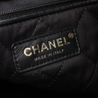 シャネル22 バックパック ナップサック レザー ブラック ゴールド金具 シャネル