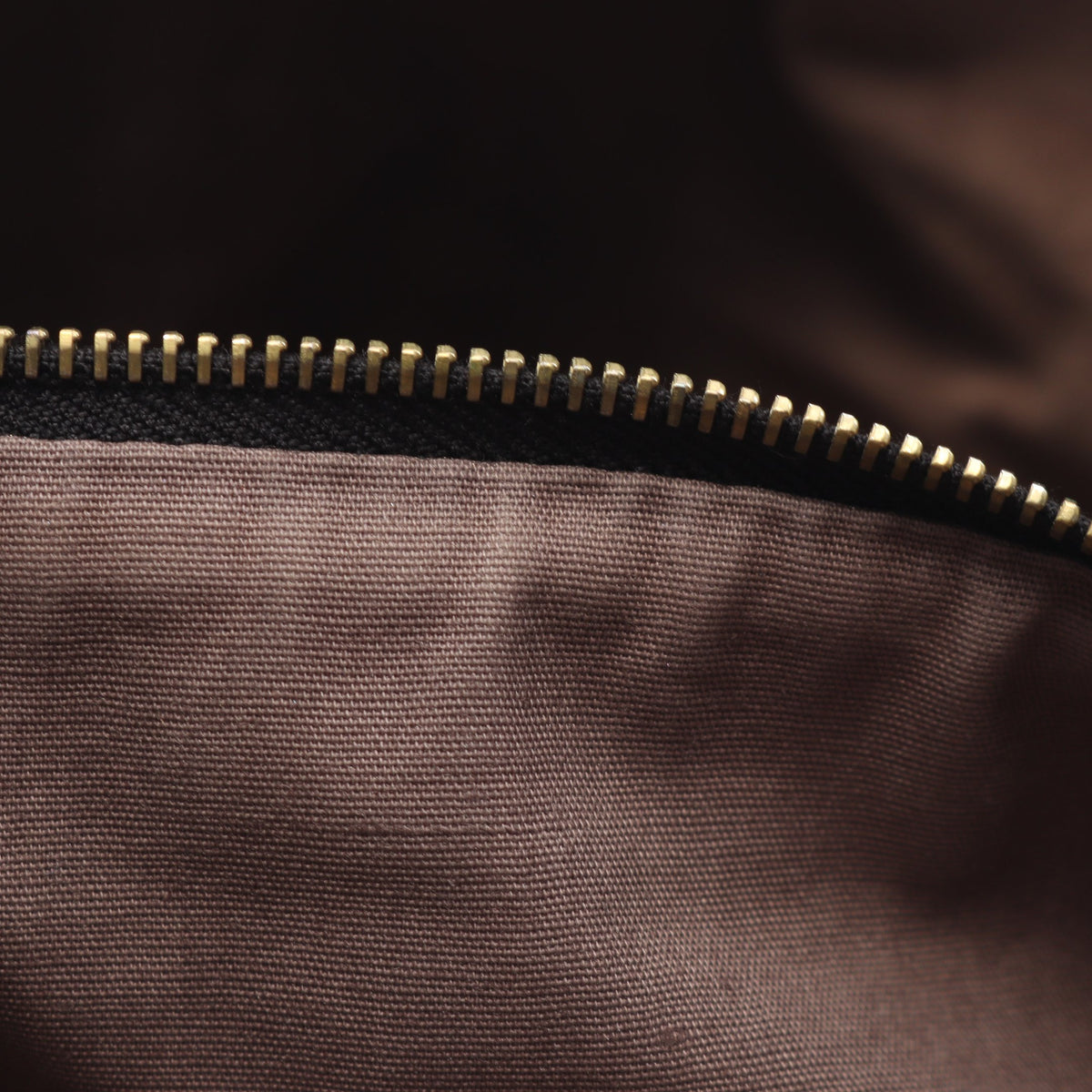 イントレチャート ハンドバッグ ミニボストンバッグ レザー ブラック ボッテガヴェネタ バッグ BOTTEGA VENETA