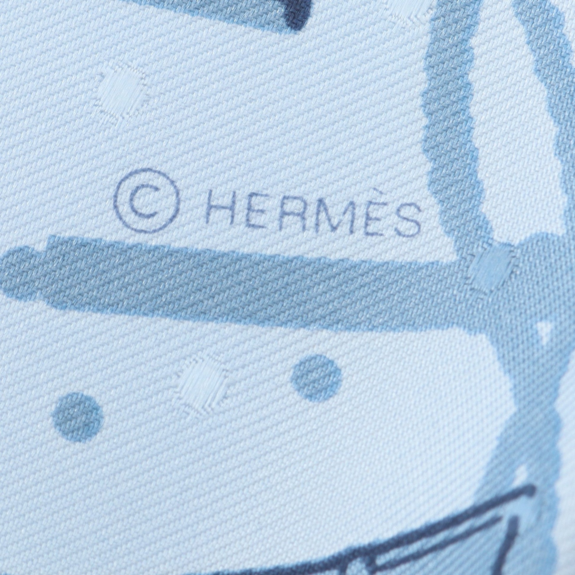 カレ55 Les Cles bandana スカーフ シルク ライトブルー マルチカラー エルメス 財布・小物 HERMES