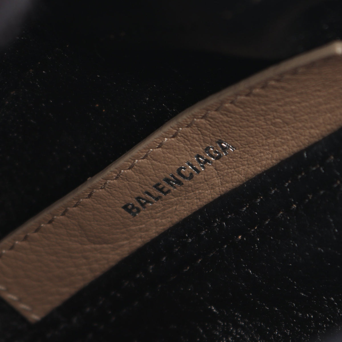 ネイビーカバ XS 2WAY ハンドバッグ レザー グレーブラウン バレンシアガ バッグ BALENCIAGA