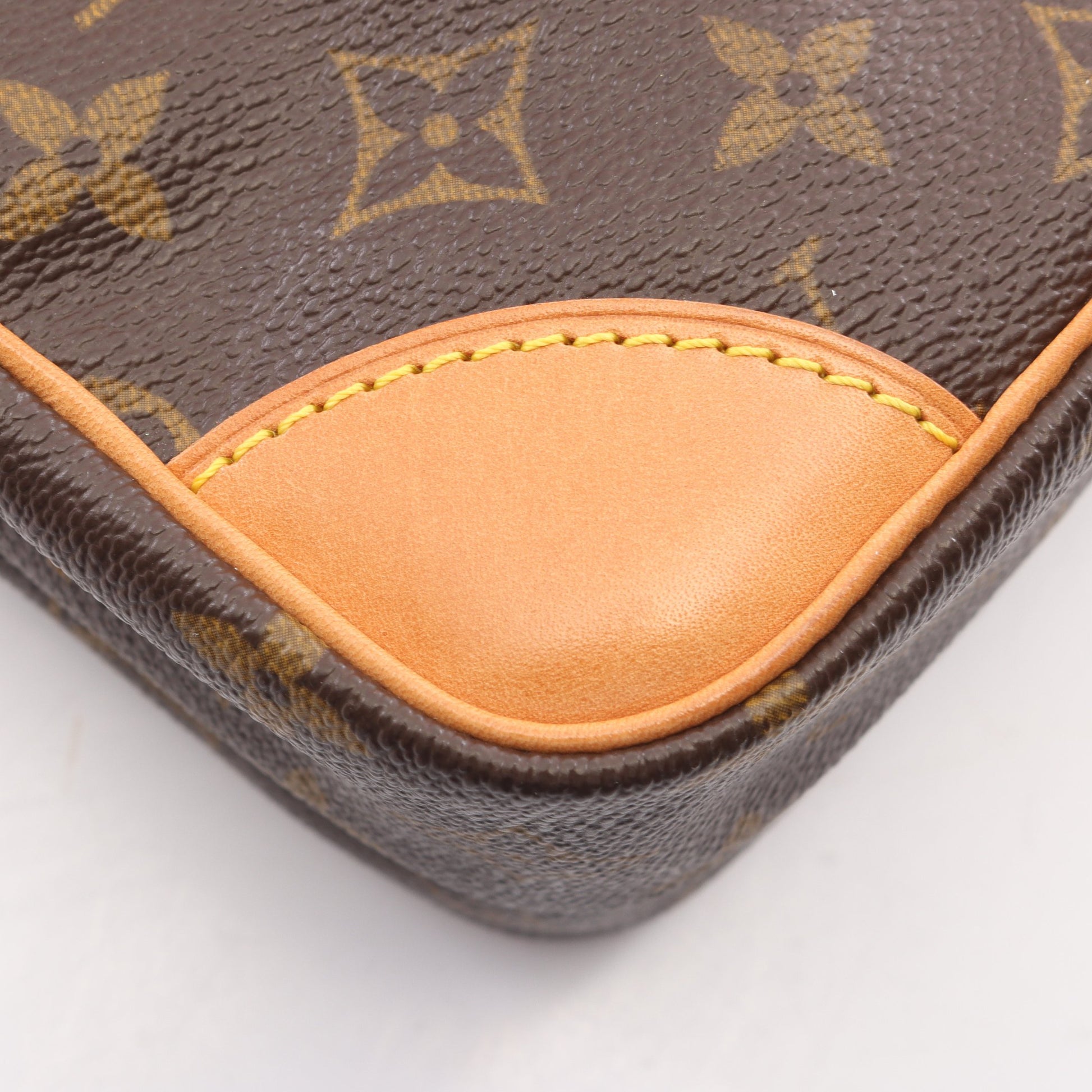 アマゾン モノグラム ショルダーバッグ PVC レザー ブラウン ルイヴィトン バッグ LOUIS VUITTON