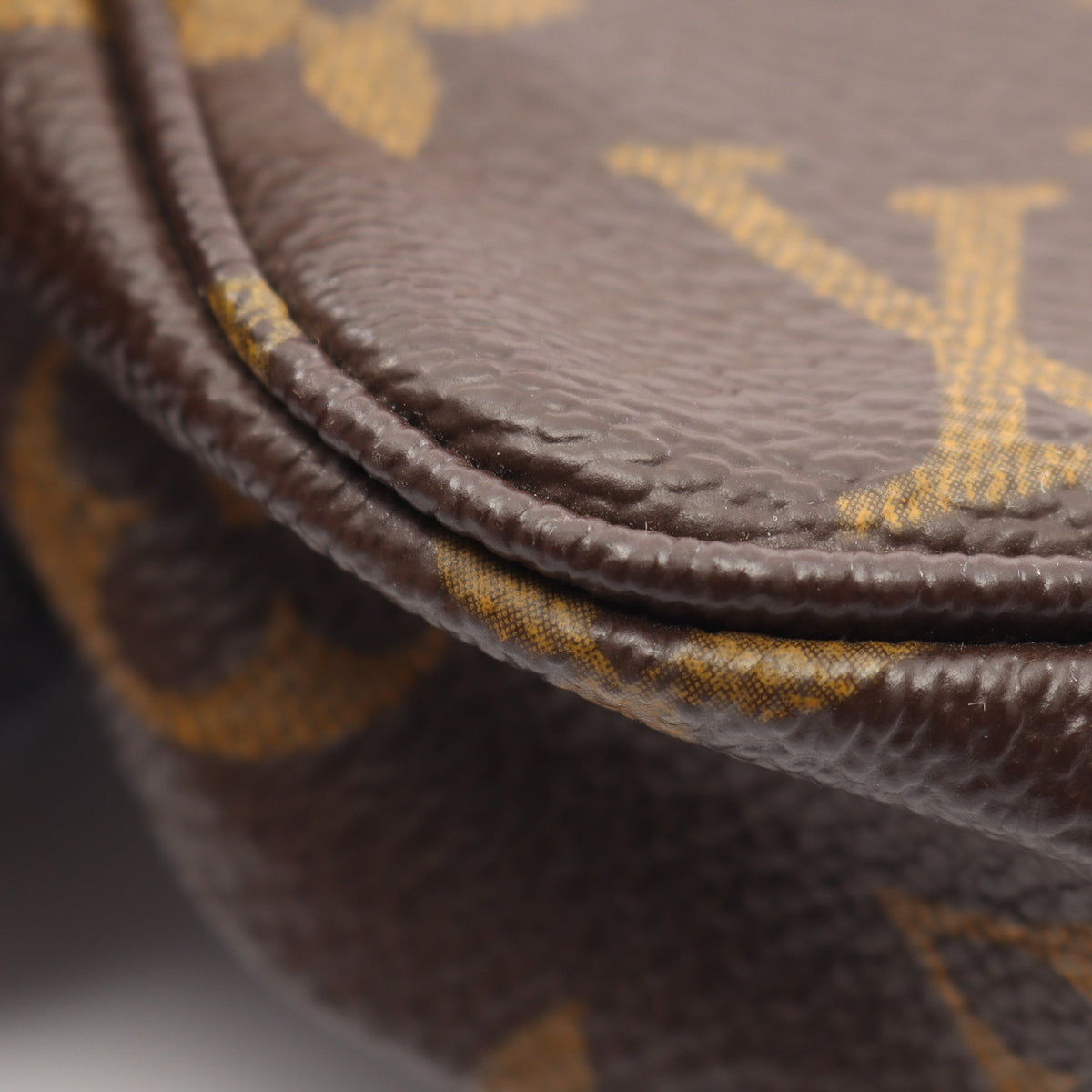 ポシェットアクセソワール モノグラム ハンドバッグ PVC レザー ブラウン ルイヴィトン バッグ LOUIS VUITTON
