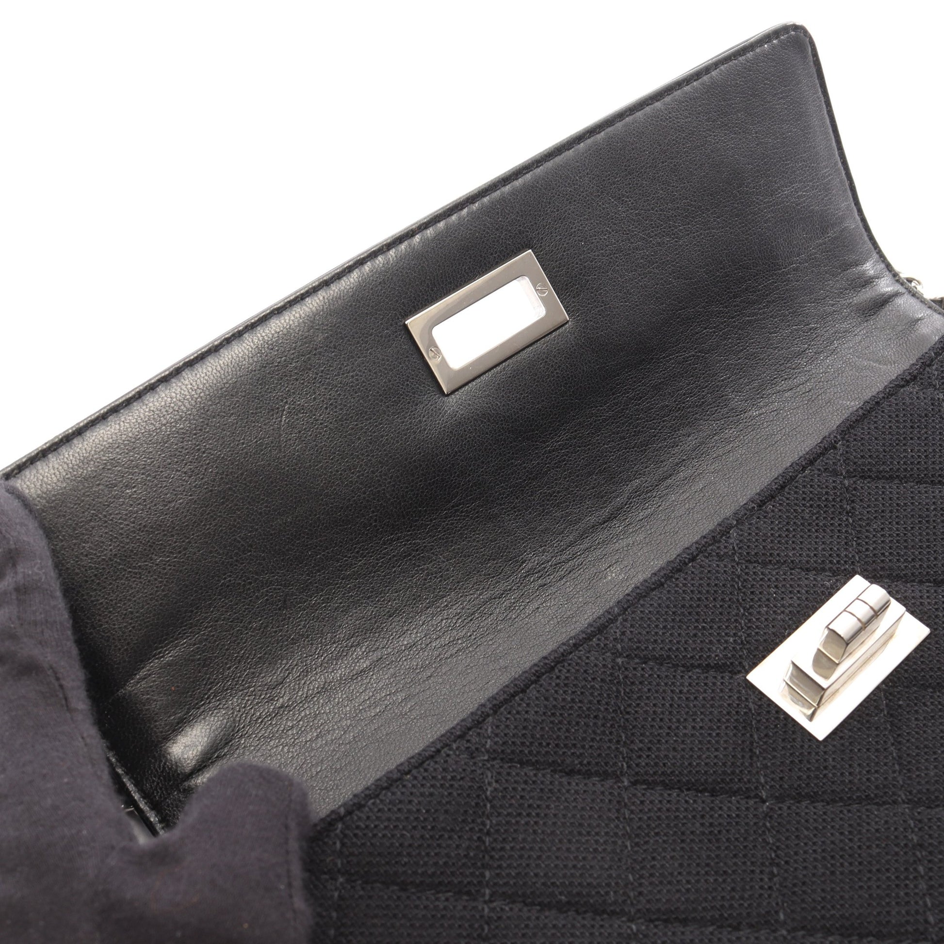 2.55 マトラッセ イーストウエスト チェーンショルダーバッグ キャンバス エナメルレザー ブラック シルバー金具 シャネル バッグ CHANEL