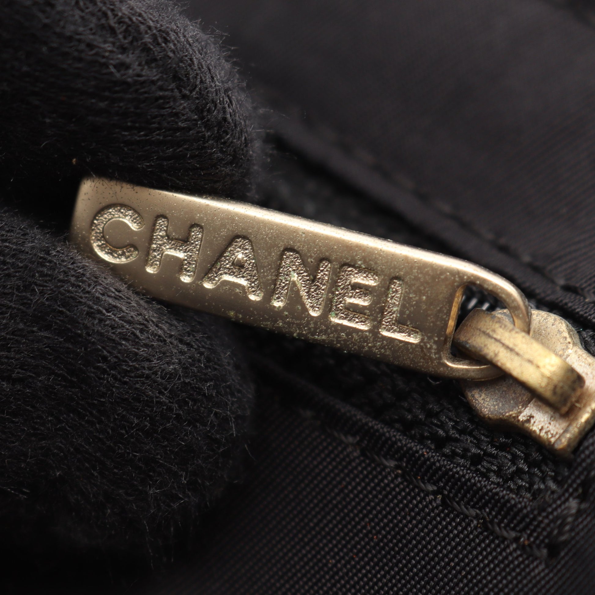 ニュートラベルラインMM ハンドバッグ トートバッグ ナイロンキャンバス レザー ブラック ゴールド金具 シャネル バッグ CHANEL