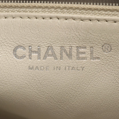 2.55 マトラッセ チェーンショルダーバッグ キャビアスキン オフホワイト シルバー金具 シャネル バッグ CHANEL