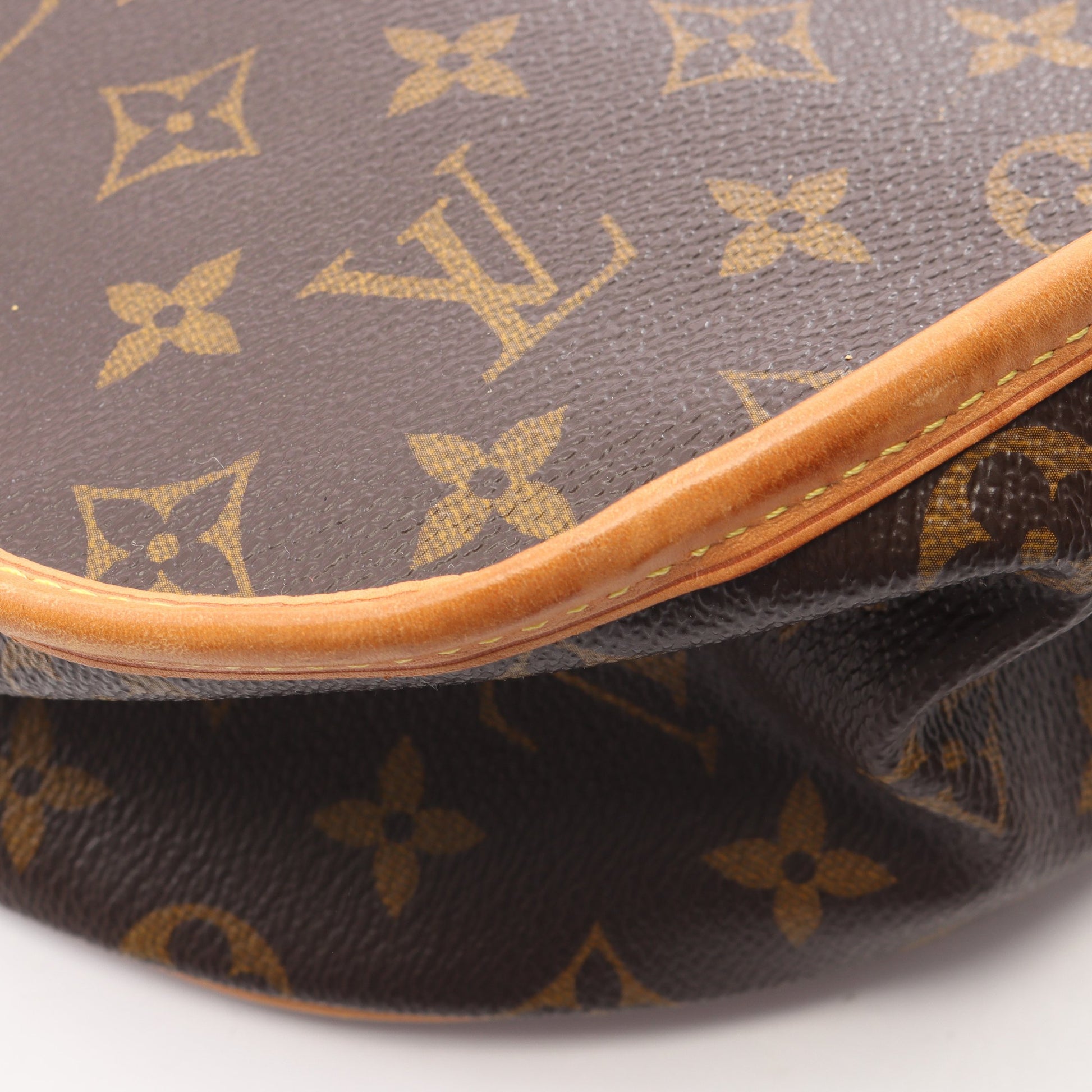 メニルモンタンMM モノグラム ショルダーバッグ PVC レザー ブラウン ルイヴィトン バッグ LOUIS VUITTON